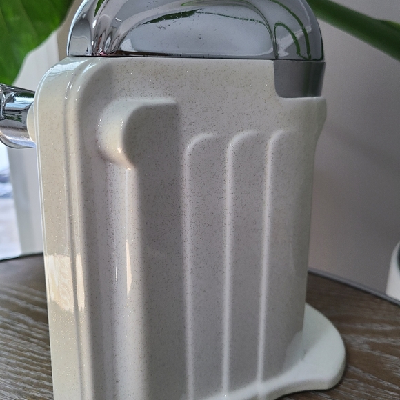 Juice o Mat Vintage Retro Restored Juicer - Picture 10 of 11